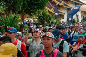 BIB: 
                            <button type="button" onclick="openModal(26906862)" class="btn btn-primary btn-sm float-right btn-popup" data-toggle="modal" data-target=".modal-high-quality">
                        <i class="fas fa-shopping-cart"></i> Add to Cart
                    </button>
                                            <button type="button" onclick="isThisMe(26906862, true)" class="btn btn-success btn-sm float-right btn-popup btn-isme hidden" data-toggle="tooltip" data-placement="bottom" title="นี่คือรูปของคุณใช่ไหม คลิกที่นี่เพื่อเอาเข้าอัลบั้ม">
                        <i class="fas fa-plus"></i> Add to album
                    </button>
                    <button type="button" onclick="isThisMe(26906862, false)" class="btn btn-warning btn-sm float-right btn-popup btn-isnotme hidden">
                        <i class="fas fa-ban"></i> Remove from album
                    </button>